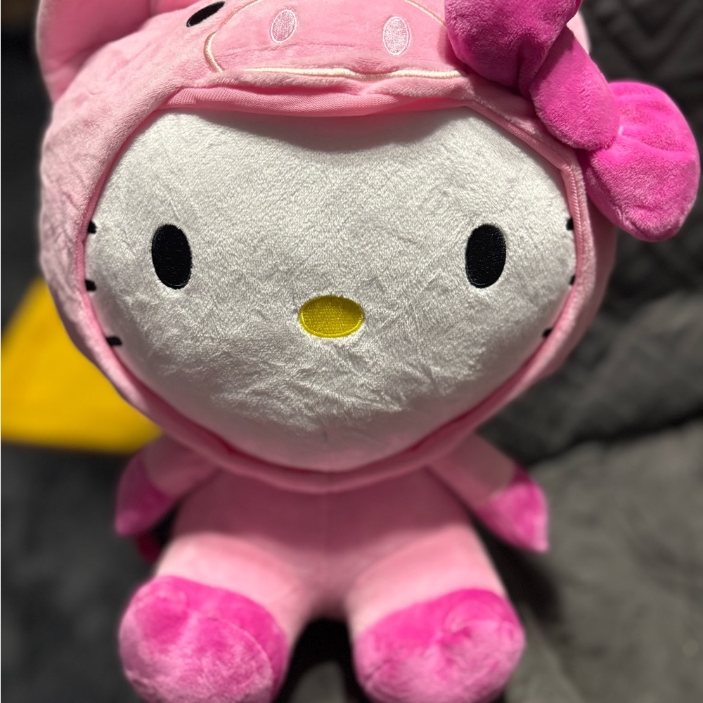 Hello Kitty Pink and White Stuffed Animal Plush backpack